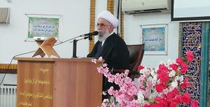 هنر امام راحل ارایه ی جامع، دقیق و عمیق اسلام در کوران استبداد و اختناق بود که تشنگان راه حقیقت را بیدار کرد…!