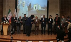 تقدیر از رتبه های برتر آزمون سراسری سال ۱۴۰۱، دانشجویان برتر دانشگاههای گیلان و علوم پزشکی استان و همچنین برگزیدگان المپیادهای علمی دانش آموزی سال ۱۴۰۰