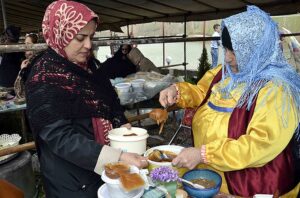 جشنواره سمنوپزان در کلورز رودبار