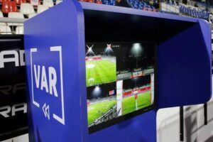 موافقت ابتدایی فیفا نسبت به برگزاری فینال جام حذفی با VAR