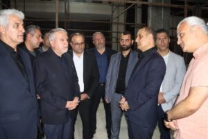 صالحی امیری: اکنون ۵۷۳ هزار ثبت نام شده مشغول فعالیت در صنایع دستی هستند ؛ ۳۴ هزار کارگاه فعال صنایع دستی در کشور وجود دارد ؛ یک میلیون نفر خانم خانه دار در کنار خانواده مشغول فعالیت صنایع دستی هستند.