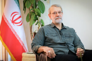 علی لاریجانی: الان جنگ بالفعل وجود ندارد و فقط به قطع آتش بسنده کرده ، ما باید آماده باشیم و همبستگی‌مان را حفظ کنیم.