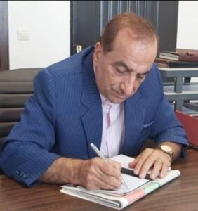 آقای حق شناس، اشتغال مجدد بازنشستگان را ممنوع کنید تا خانه‌نشینی جوانان تحصیلکرده و بیکار خاتمه یابد. نویسنده: سید اکبر خوشحال