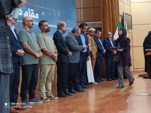 نماینده‌ی ولی فقیه در گیلان در آیین تجلیل از برترینها:  لزوم پرهیز از بکارگیری واژگان بیگانه در محاورات و مکتوبات فارسی ؛ اعتلای جامعه‌ی اسلامی در گرو تلفیق ابزار هنر و احکام دین است.