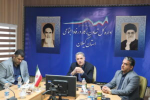 لقمانی: قوانین و مقررات متناقض و بازدارنده در کنار نوسانات اقتصادی، عمده واحدهای تولیدی را با چالش مواجه کرده است.