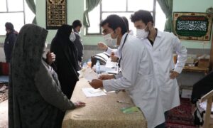 ویزیت و ارائه خدمات سلامت به سالمندان و روستائیان لوشان و کلیشم