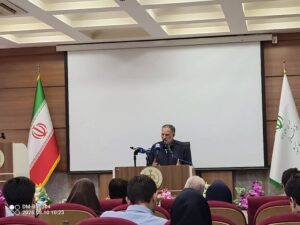 آقایی: فسادستیزی، شفاف‌سازی و مطالبه‌گری در بستر کارکردهای مطلوب رسانه ایی میسر است ؛ پرسشگری خبرنگار دخالت نیست، مطالبه‌گری است ؛ مدیران نباید از مواجهه با انتقادات رسانه ها بگریزند.